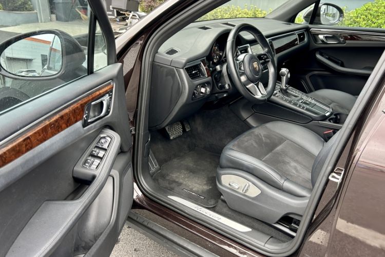 Used Porsche Macan 2016 Macan 2.0T Interior 3