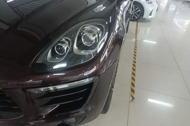 Used Porsche Macan 2016 Macan 2.0T Left Front Headlight