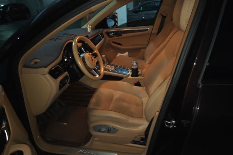 Used Porsche Macan 2016 Macan 2.0T Left Front Seat