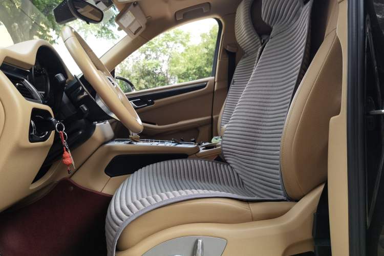 Used Porsche Macan 2016 Macan 2.0T Left Front Seat
