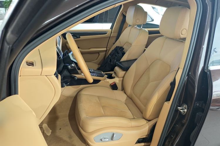 Used Porsche Macan 2016 Macan 2.0T Left Front Seat