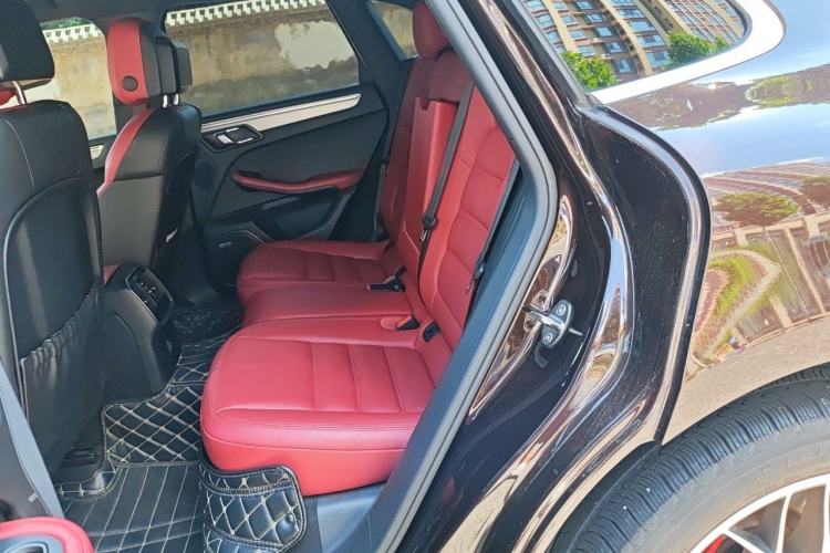 Used Porsche Macan  Left Rear Seat