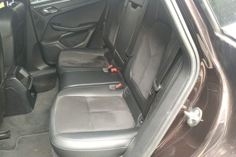 Used Porsche Macan 2016 Macan 2.0T Left Rear Seat