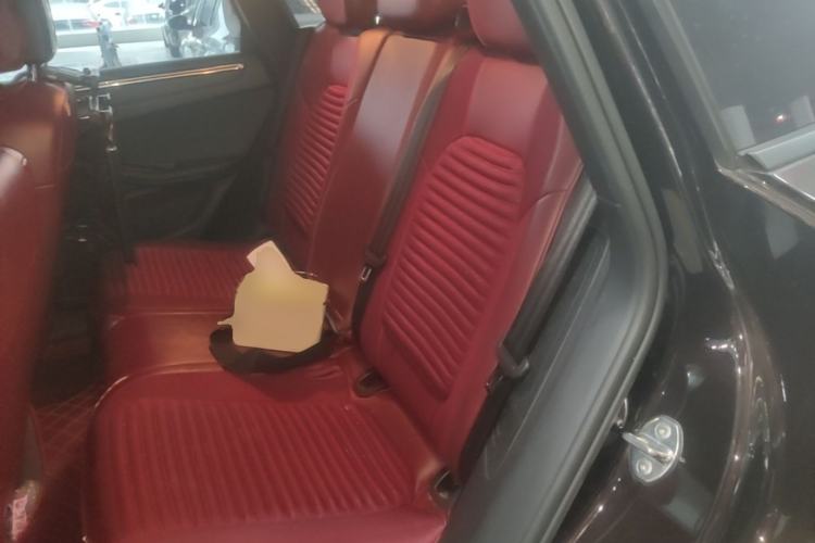 Used Porsche Macan 2016 Macan 2.0T Left Rear Seat