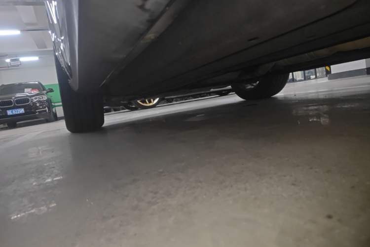 Used Porsche Macan 2016 Macan 2.0T Left Side Sill