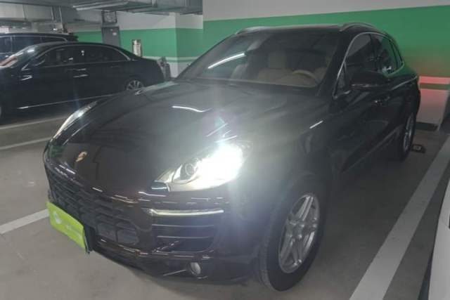 Used Porsche Macan 2016 Macan 2.0T