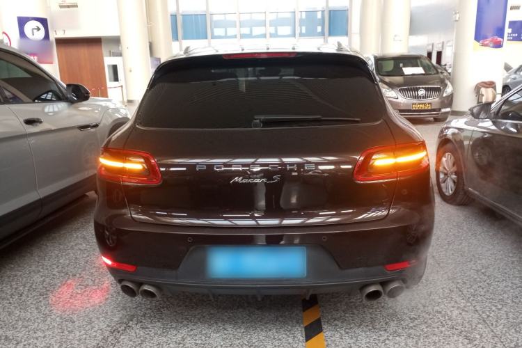 Used Porsche Macan 2016 Macan S 3.0T Rear
