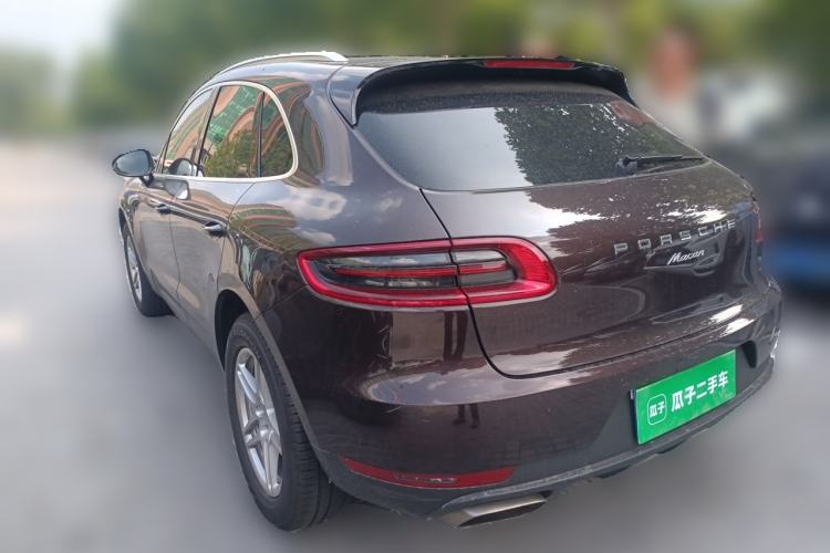 Used Porsche Macan 2016 Macan 2.0T Rear Left 45 Deg