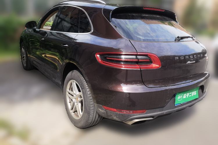 Used Porsche Macan 2016 Macan 2.0T Rear Left 45 Deg