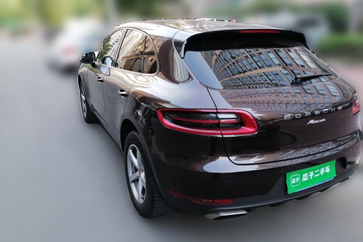 Used Porsche Macan 2016 Macan 2.0T Rear Left 45 Deg