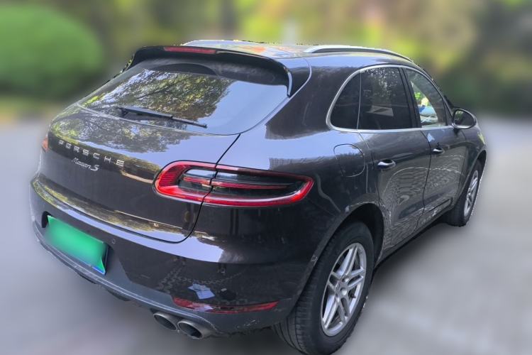 Used Porsche Macan 2016 Macan S 3.0T Rear Right 45 Deg