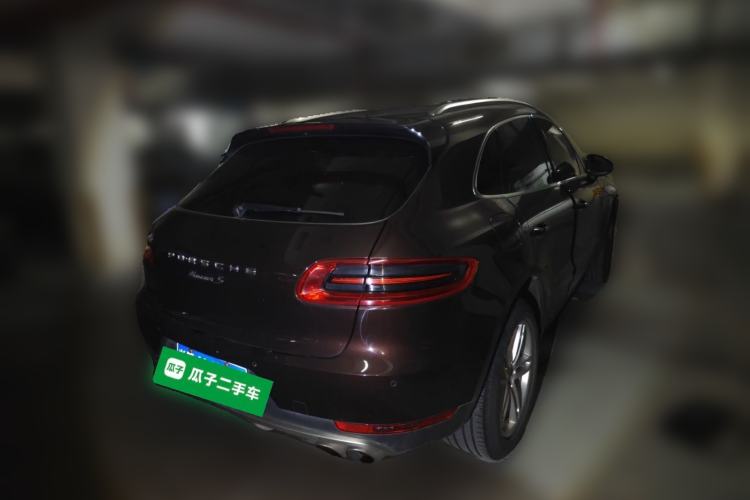 Used Porsche Macan 2016 Macan S 3.0T Rear Right 45 Deg