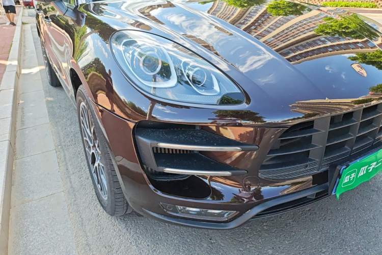 Used Porsche Macan  Right Front Headlight