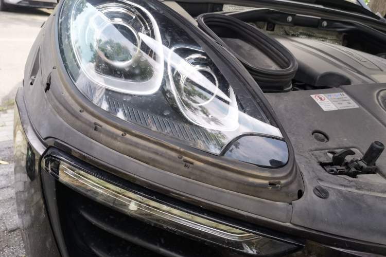 Used Porsche Macan 2016 Macan 2.0T Right Front Headlight