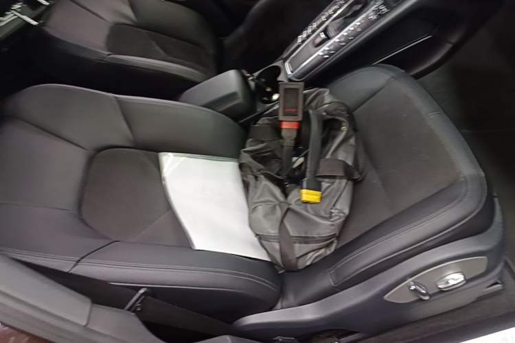 Used Porsche Macan 2016 Macan S 3.0T Right Front Seat