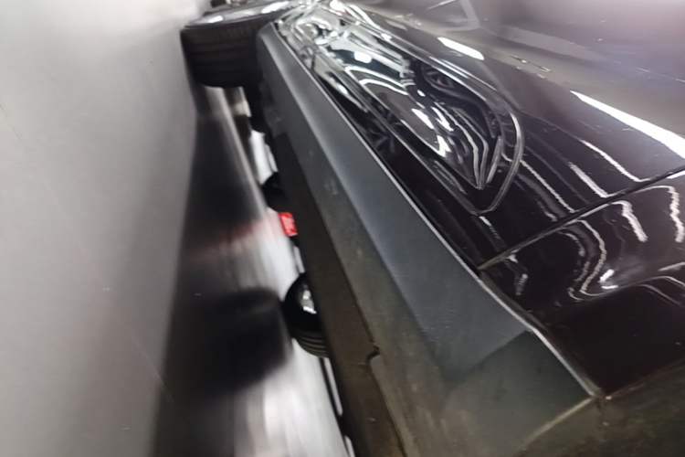 Used Porsche Macan 2016 Macan S 3.0T Right Side Sill