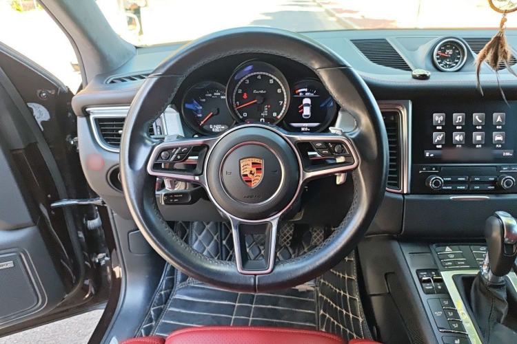 Used Porsche Macan  Steering Wheel