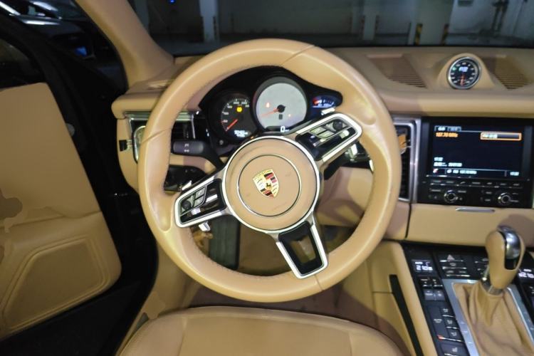 Used Porsche Macan 2016 Macan S 3.0T Steering Wheel