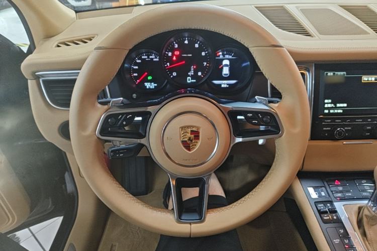 Used Porsche Macan 2016 Macan 2.0T Steering Wheel