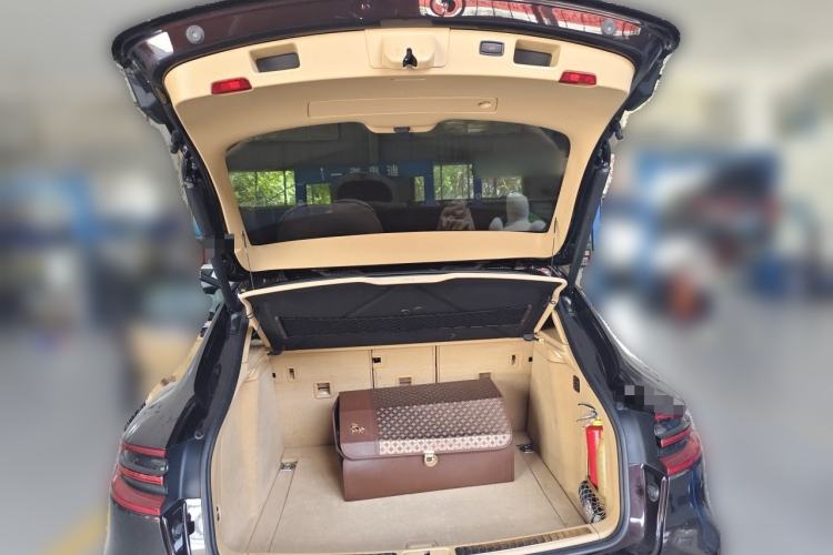 Used Porsche Macan 2016 Macan S 3.0T Trunk