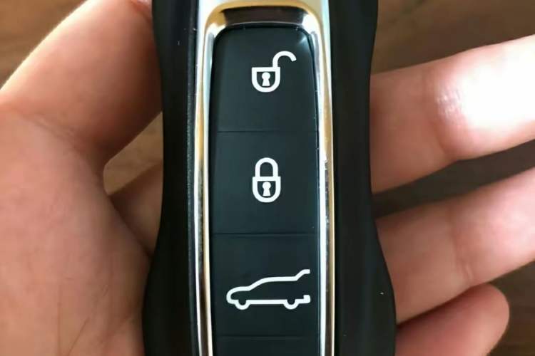 Used Porsche Macan 2016 Macan 2.0T Vehicle Key