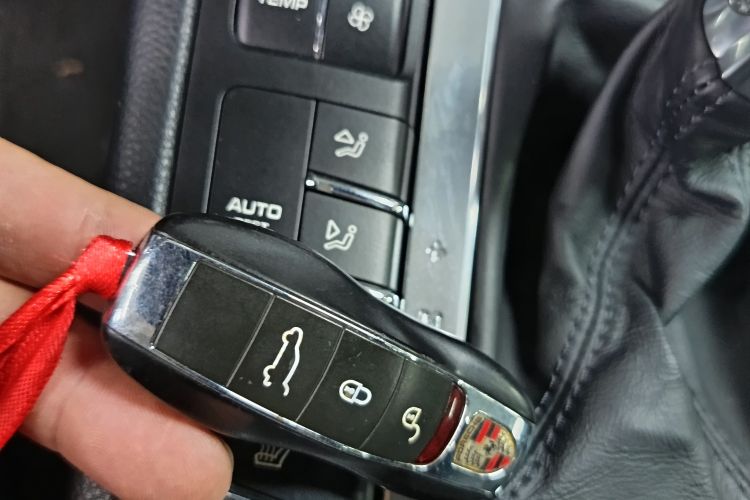 Used Porsche Macan 2016 Macan S 3.0T Vehicle Key