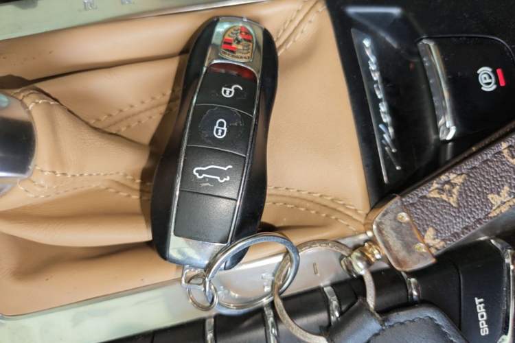 Used Porsche Macan 2016 Macan S 3.0T Vehicle Key