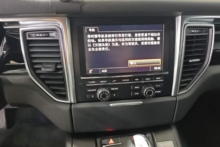 Used Porsche Macan 2016 Macan S 3.0T Audio And AC Panel