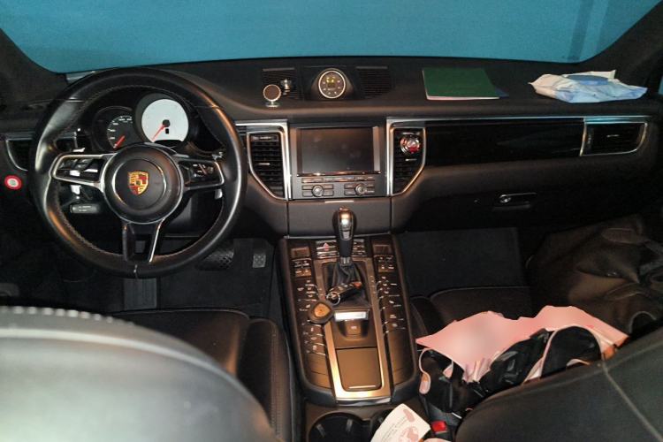 Used Porsche Macan 2016 Macan S 3.0T Center Console