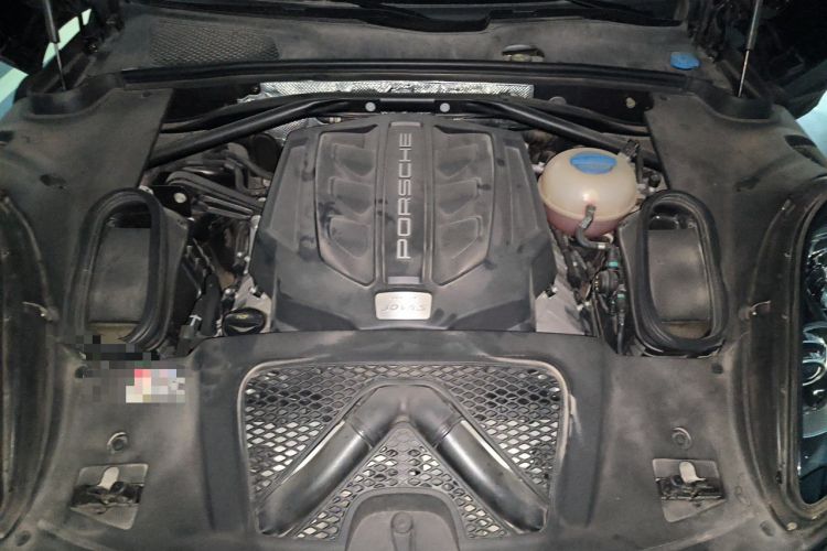 Used Porsche Macan 2016 Macan S 3.0T Engine Bay