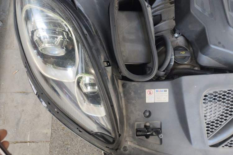 Used Porsche Macan 2016 Macan S 3.0T Engine Bay Right