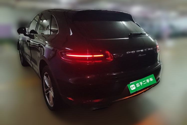 Used Porsche Macan 2016 Macan 2.0T Exterior 3