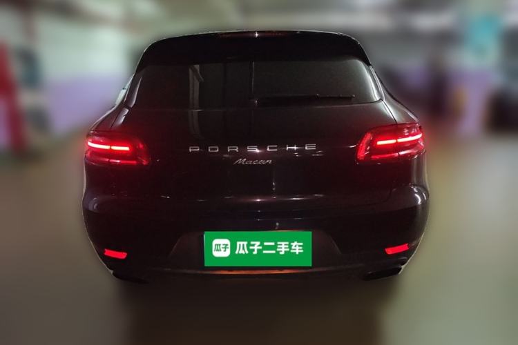 Used Porsche Macan 2016 Macan 2.0T Exterior 4
