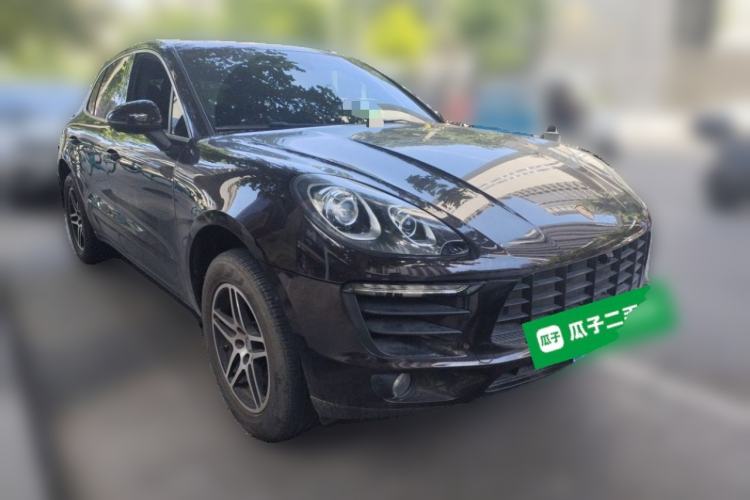 Used Porsche Macan 2016 Macan S 3.0T Front Right 45 Deg