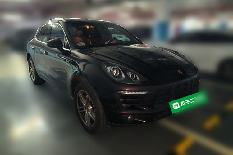 Used Porsche Macan 2016 Macan S 3.0T Front Right 45 Deg