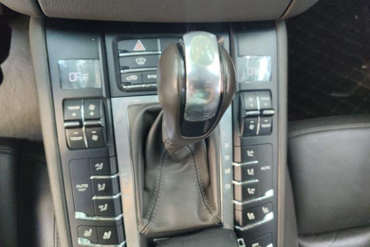 Used Porsche Macan 2016 Macan S 3.0T Gear Lever
