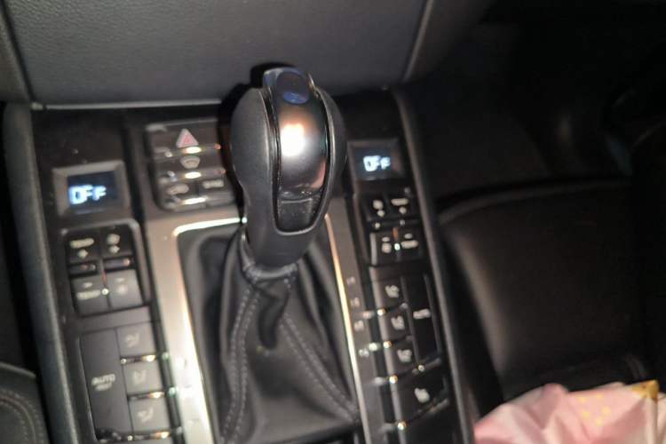 Used Porsche Macan 2016 Macan S 3.0T Gear Lever