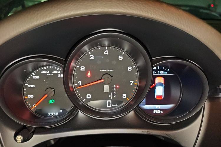 Used Porsche Macan 2016 Macan 2.0T Instrument Cluster