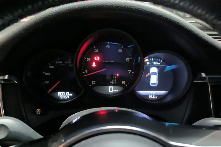 Used Porsche Macan 2016 Macan 2.0T Instrument Cluster