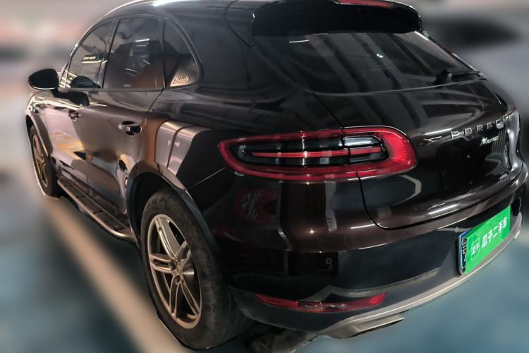 Used Porsche Macan 2016 Macan 2.0T Rear Left 45 Deg