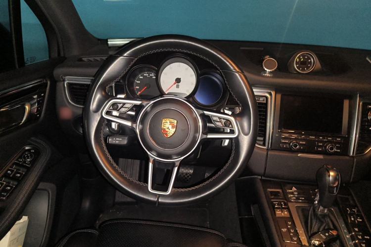 Used Porsche Macan 2016 Macan S 3.0T Steering Wheel