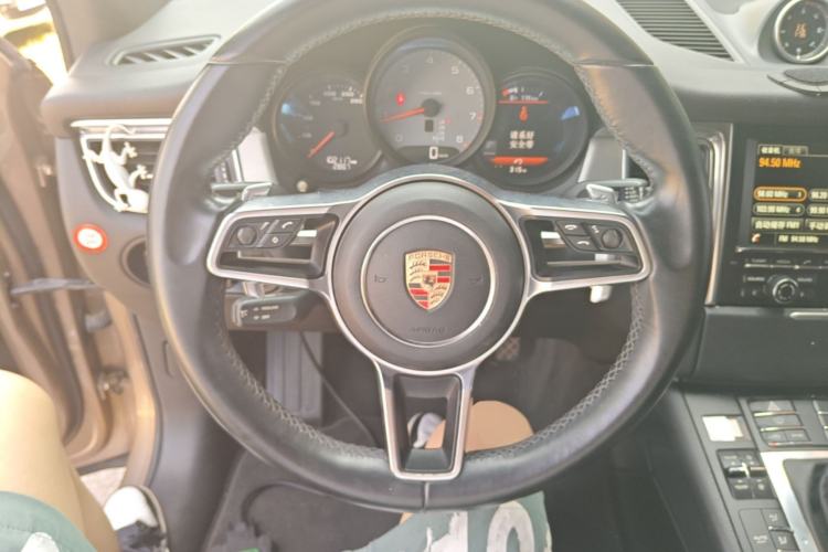 Used Porsche Macan 2016 Macan S 3.0T Steering Wheel
