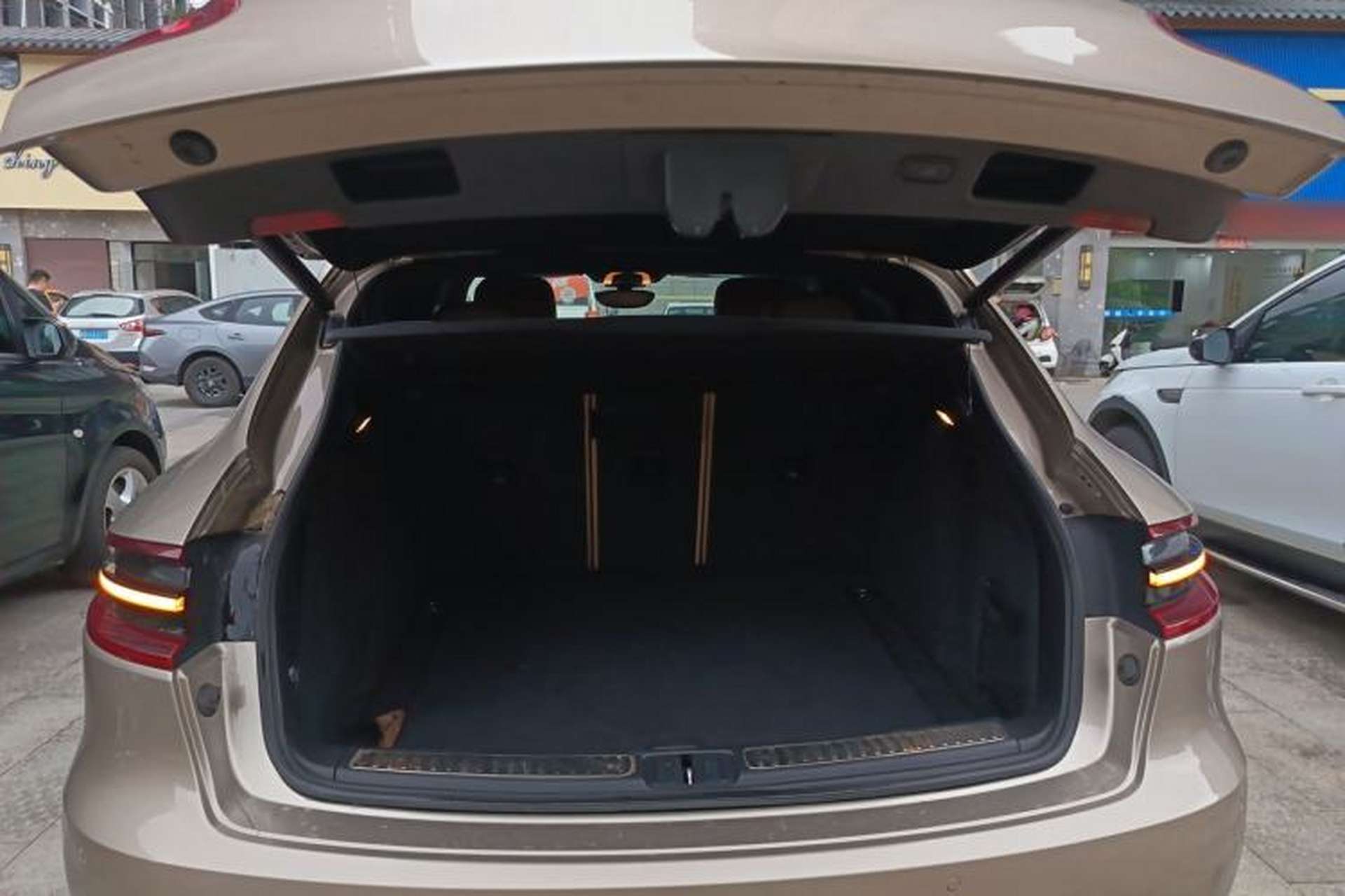 Used Porsche Macan 2016 Macan S 3.0T Trunk