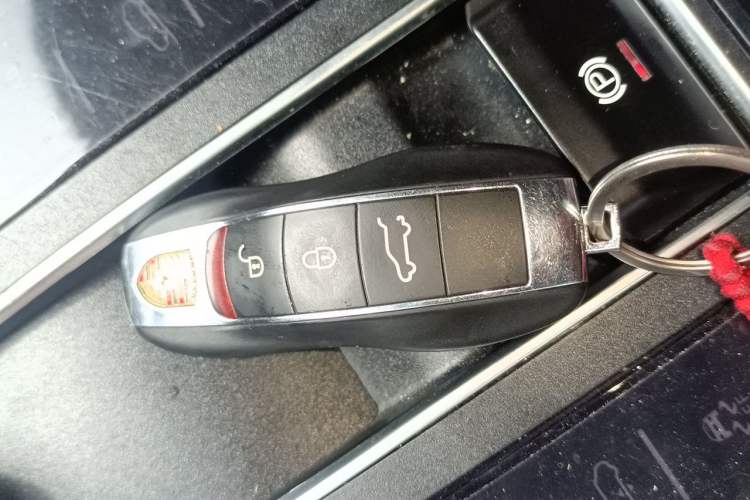 Used Porsche Macan 2016 Macan S 3.0T Vehicle Key