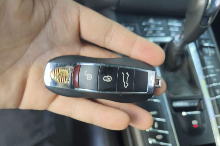 Used Porsche Macan 2016 Macan S 3.0T Vehicle Key