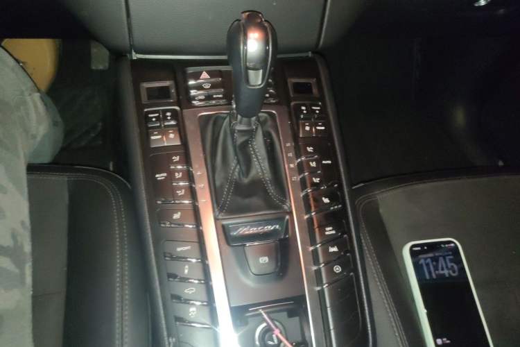 Used Porsche Macan 2016 Macan S 3.0T Gear Lever