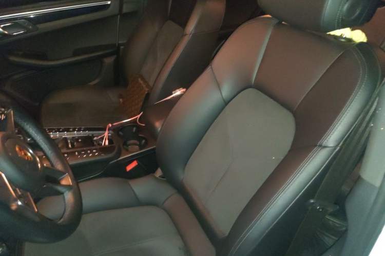 Used Porsche Macan 2016 Macan S 3.0T Left Front Seat