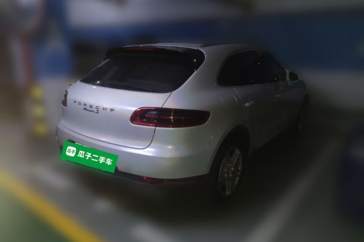 Used Porsche Macan 2016 Macan S 3.0T Rear Right 45 Deg
