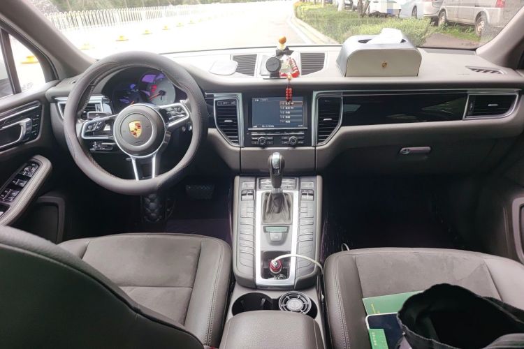 Used Porsche Macan 2016 Macan S 3.0T Center Console