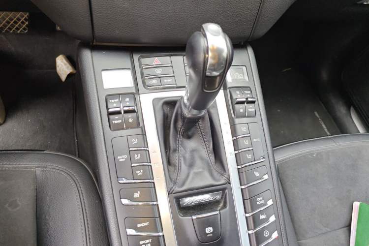 Used Porsche Macan 2016 Macan S 3.0T Gear Lever